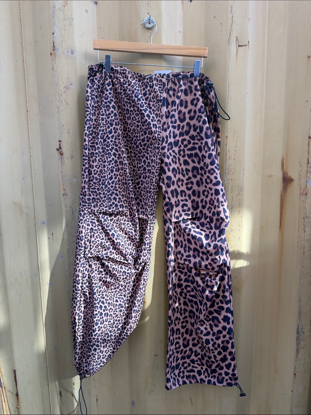 Women’s Leopard Print Drawstring Cargo Pants - Brown